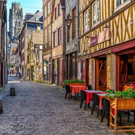 Le Lauroise Magnifique F2 Place Des Carmes شقة *
