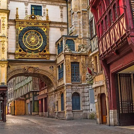 Le Lauroise Magnifique F2 Place Des Carmes * روان